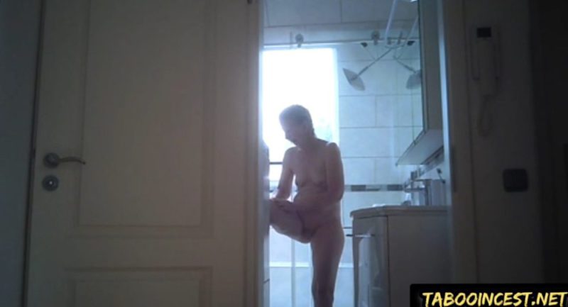 Real Mom Teases Me in the Shower – I Film Her Horny Body from the Bedroom
